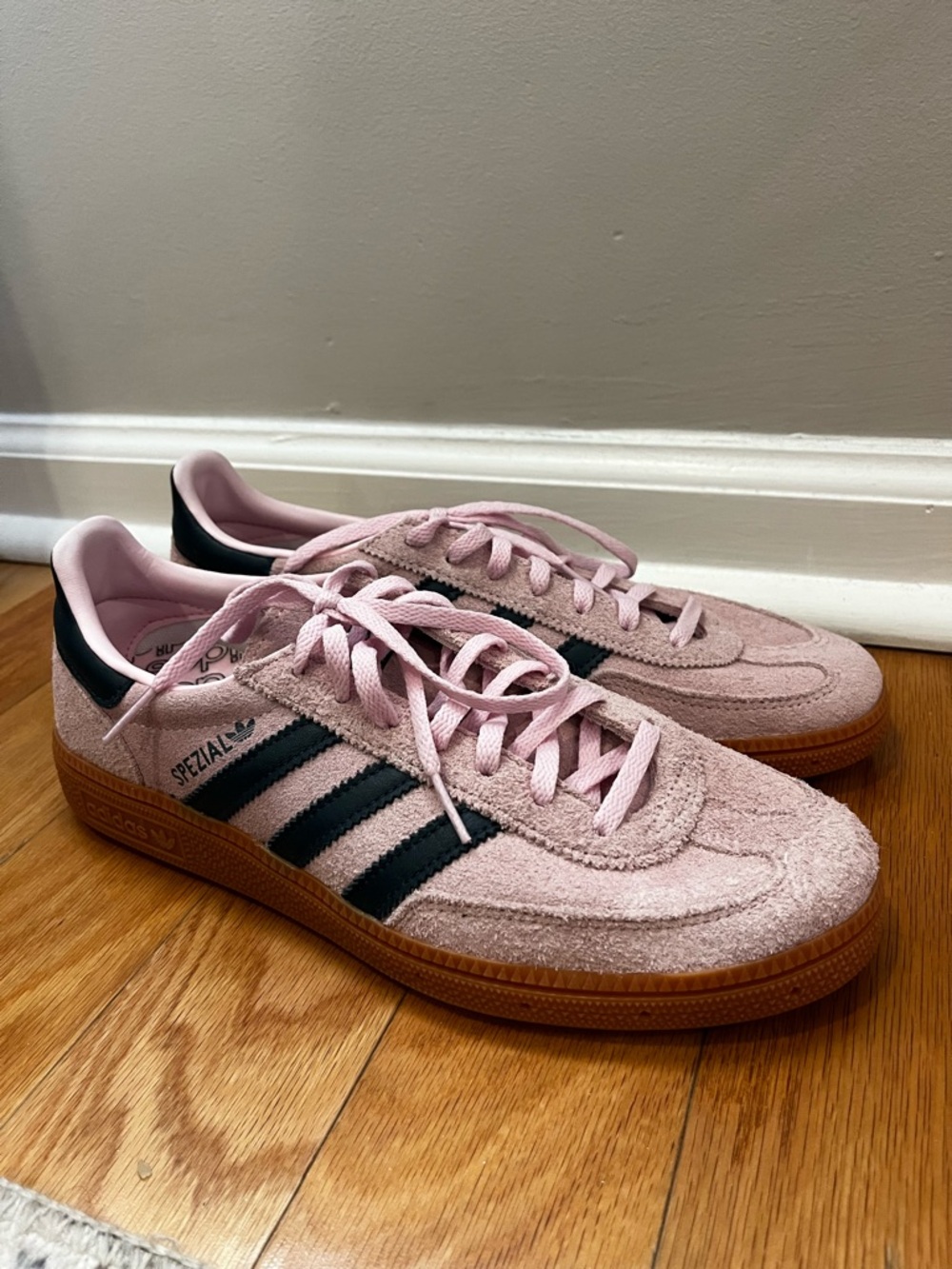 Brand new Adidas Handball Spezial Shoes in Pink /Arctic Night - Picture 7 of 12